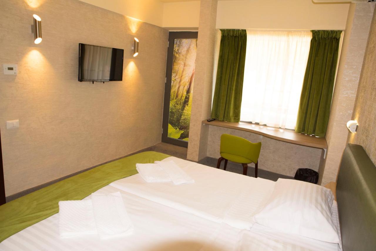 Hotel Olanesti & Spa Medical Бэи­ле-Олэ­неш­ти Экстерьер фото