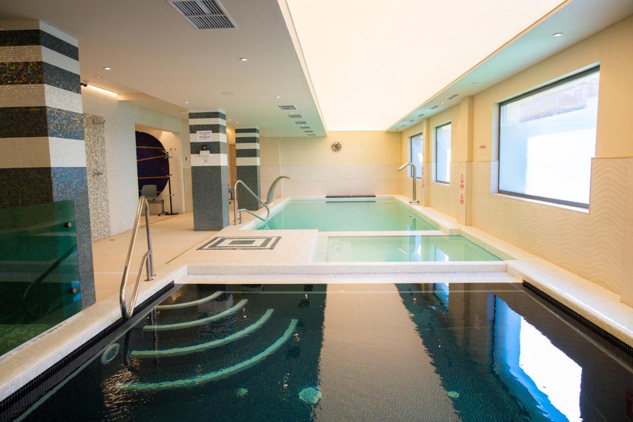 Hotel Olanesti & Spa Medical Бэи­ле-Олэ­неш­ти Экстерьер фото