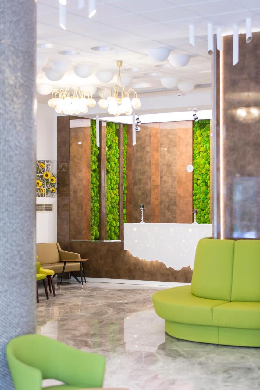 Hotel Olanesti & Spa Medical Бэи­ле-Олэ­неш­ти Экстерьер фото