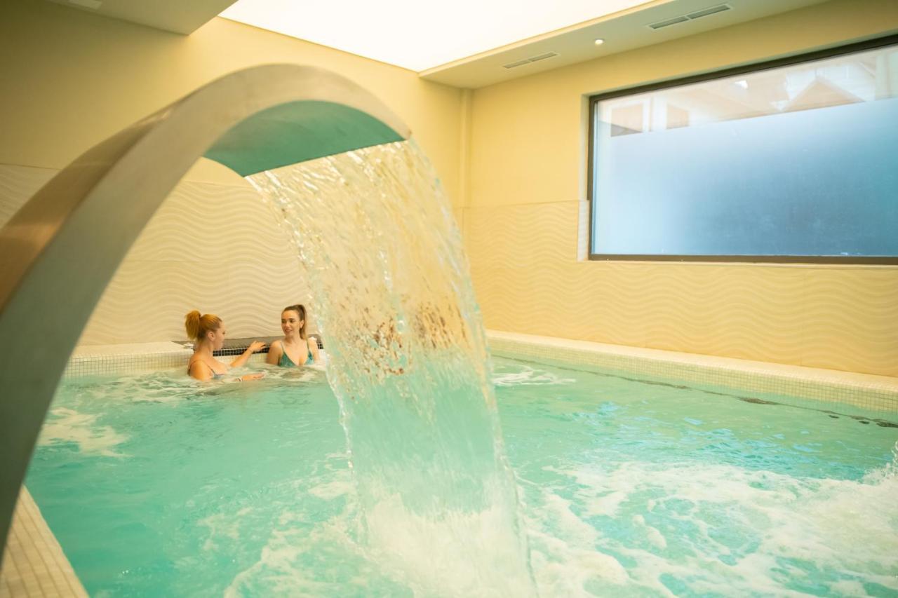 Hotel Olanesti & Spa Medical Бэи­ле-Олэ­неш­ти Экстерьер фото