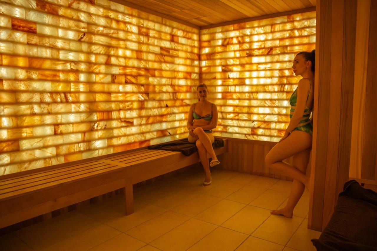Hotel Olanesti & Spa Medical Бэи­ле-Олэ­неш­ти Экстерьер фото